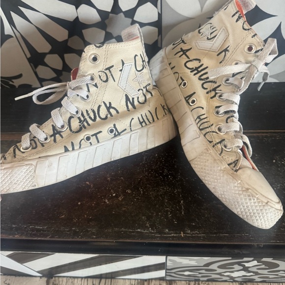 Converse Winter White High-Tops with Black “NOT A CHUCK” wording- so fun &unique - Picture 1 of 12